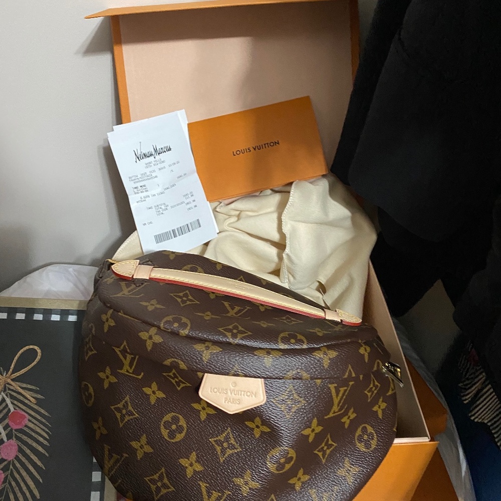 Authentic Louis Vuitton Bumbag